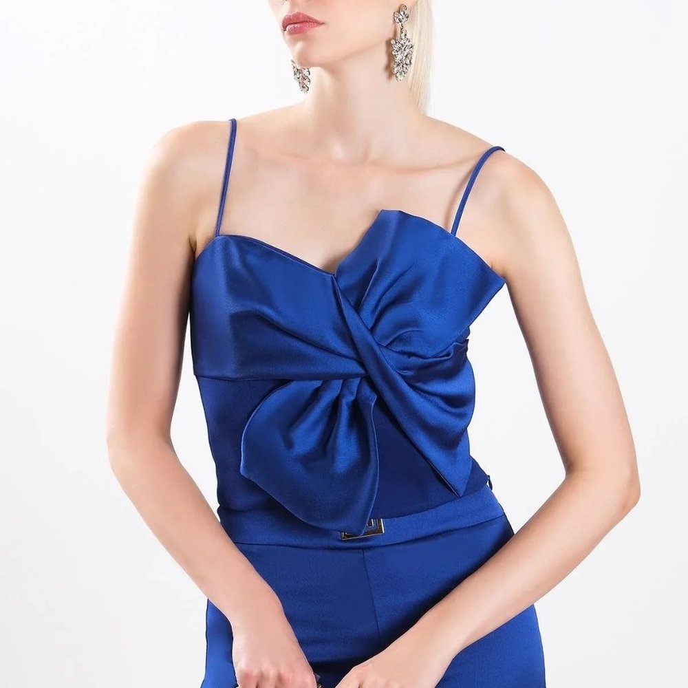 Blue Solid Color Satin Crop Blouse